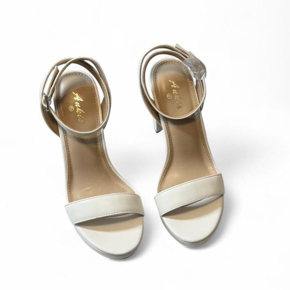 Ankis‎ White Platform Chunky Block Heels, Women's Size 6
